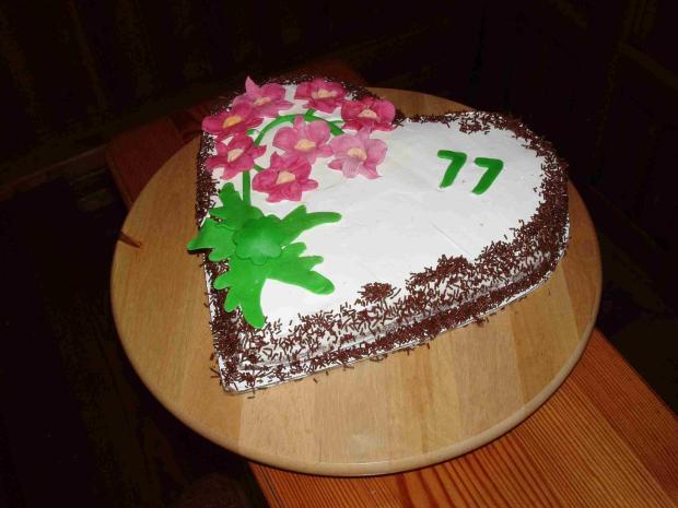 Pre Starkú Agnešku 77r., torta Pre Starkú Agnešku 77r., torta, vanilka 227, 1