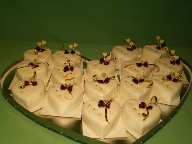 tortičky marcipánové, torta, Svadobné torty tortičky marcipánové, torta, Svadobné torty, Cukraren Jadranka, 1