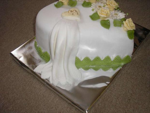 pohľad z boku, torta, Svadobné torty, petra 18, 1