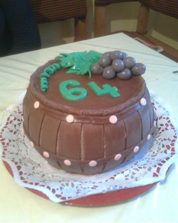 Súdok č. 2, torta Súdok č. 2, torta, kubko, 1