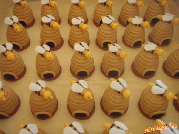Včeličky a úliky, torta, Torty - škola, stužková Včeličky a úliky, torta, Torty - škola, stužková, evkan, 1
