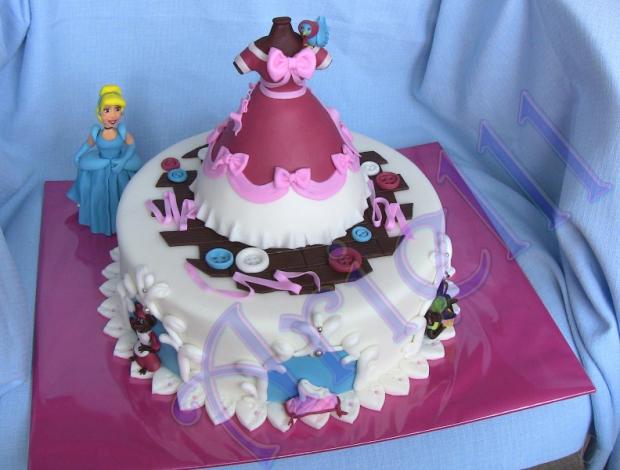 Popelka a šaty, torta, Rozprávkové torty Popelka a šaty, torta, Rozprávkové torty, Arielll, 1