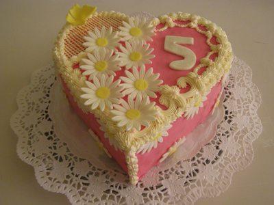 Ružové srdce s margarétkami, torta, Narodeninové torty Ružové srdce s margarétkami, torta, Narodeninové torty, veo, 1