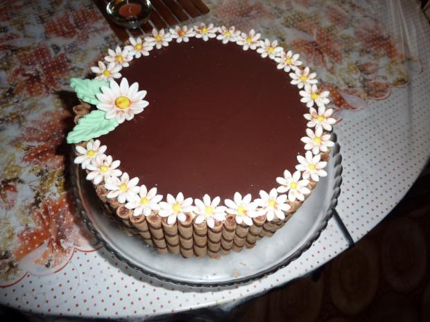 Čokoládová torta s trubičkami, torta, Čokoládové torty Čokoládová torta s trubičkami, torta, Čokoládové torty, Bjudi, 1