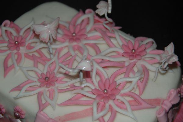 Ružová s kvietkami - detail I., torta, rybca, 1