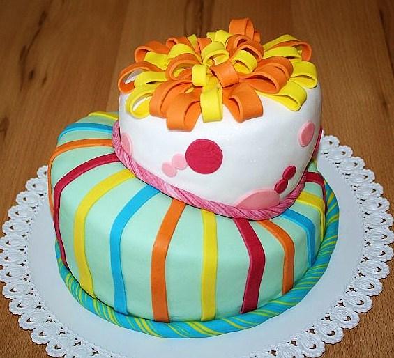 Moja prva kriva torta :-), torta, Netradičné torty Moja prva kriva torta :-), torta, Netradičné torty, nikanika, 1