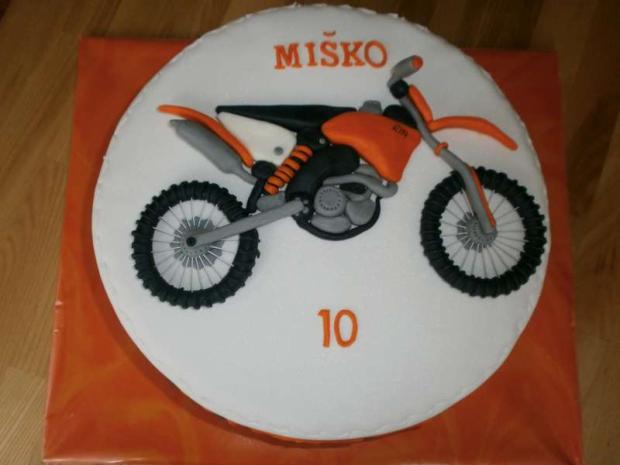 motorka KTM, torta, Torty autíčka, vláčiky, lesajka, 1