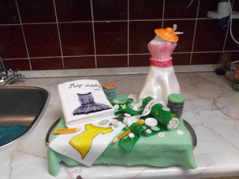pre malú módnu návrharku, torta, Ostané torty pre deti, Adriána Vidová, 1