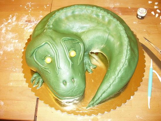 T-Rex, návod, Postup na 3D torty, zabinka, 16
