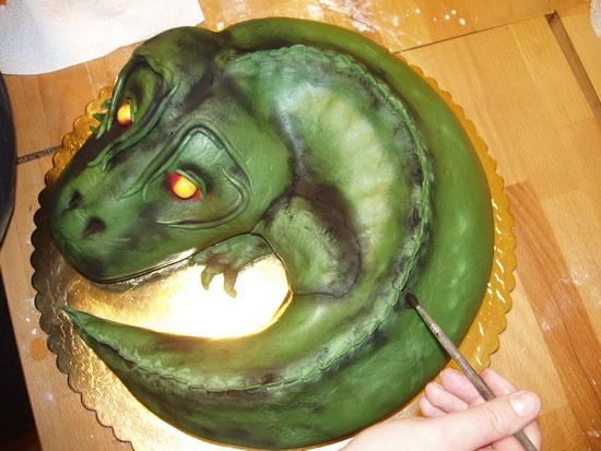 T-Rex, návod, Postup na 3D torty, zabinka, 19