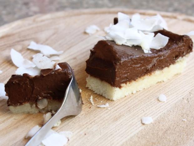 Nepečená čokoládovo-kokosová torta bez cukru, Recepty na torty, Kamila