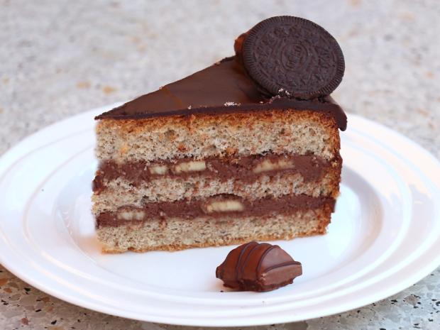 Čokoládovo - orechová torta s banánom, Recepty na torty, Kamila