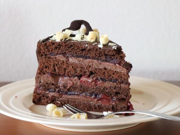 Čokoládová torta s višňami, Recepty na torty, Kamila