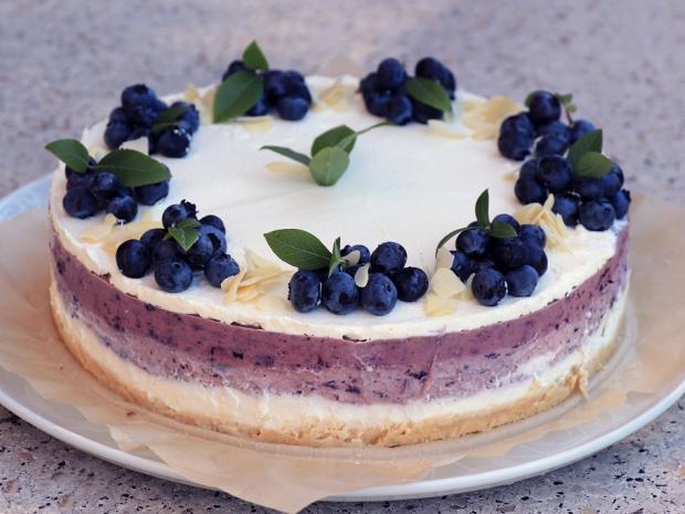 Nepečená čučoriedková tortička s mascarpone, Recepty na nepečené zákusky, Kamila