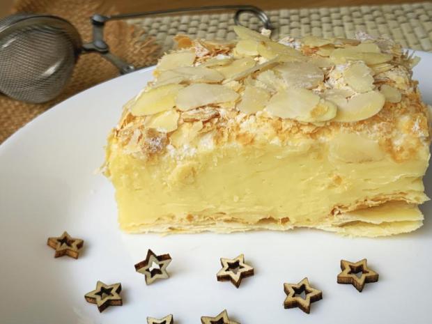 Krémeš s mandľovými lupienkami, Recepty na zákusky, Frommykitchendotcom