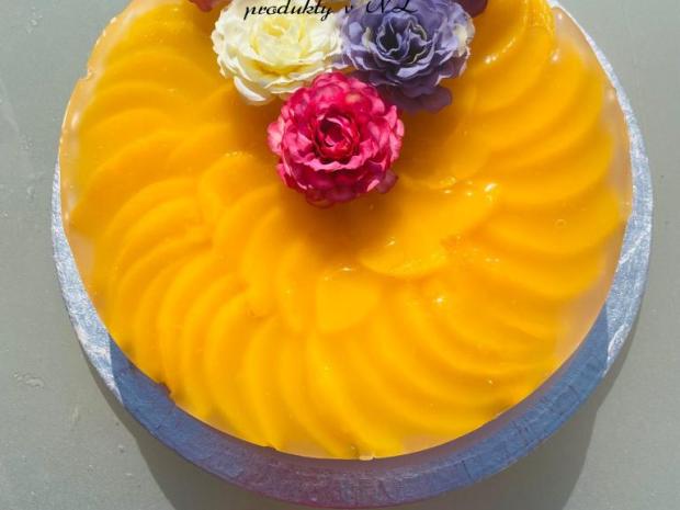 Broskyňový cheesecake , Recepty na zákusky, Sandra Hvilová