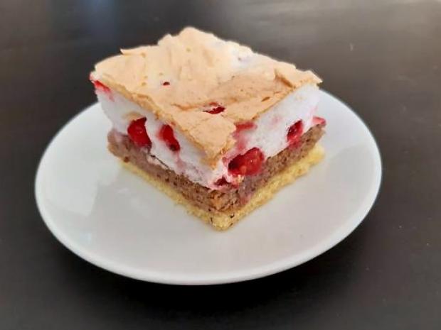 Orechovo-ríbezľový koláč, Recepty na zákusky, jajfil