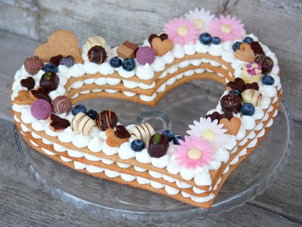 Torta v tvare srdca, Recepty na torty, Kamila
