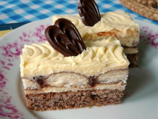 Orechovo-nutelové rezy s piškótami, Recepty na zákusky, Valika475