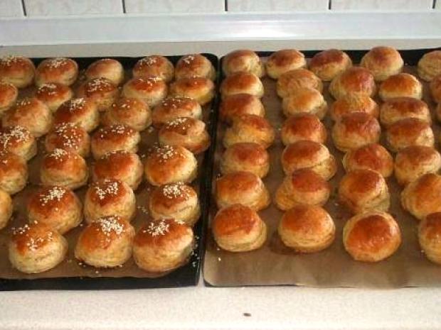 Oškvarkové  pagáče, Recepty na slané pečivo a koláče, verus