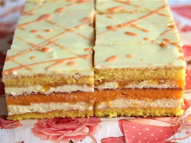Broskyňové rezy, Recepty na zákusky, melisa