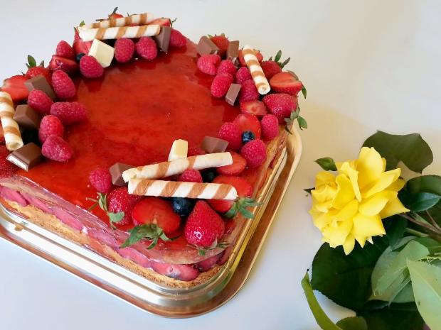 Ovocná torta s jahodami, Recepty na torty, Oľga Birošová