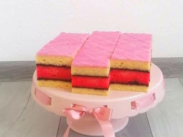 Punčovo jahodové rezy, Recepty na zákusky, ZuziNyx