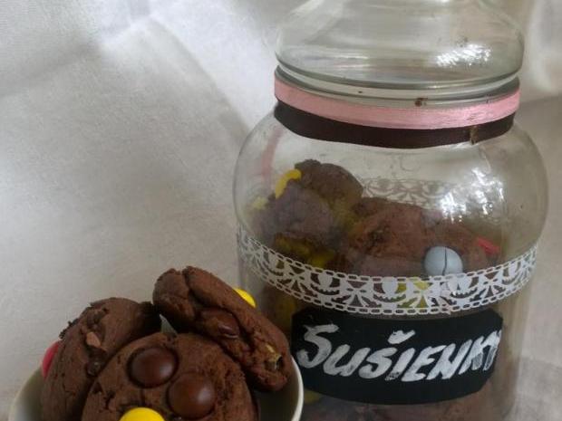 Čokoládové cookies s lentilkami, Recepty na drobné pečivo, Mariolka