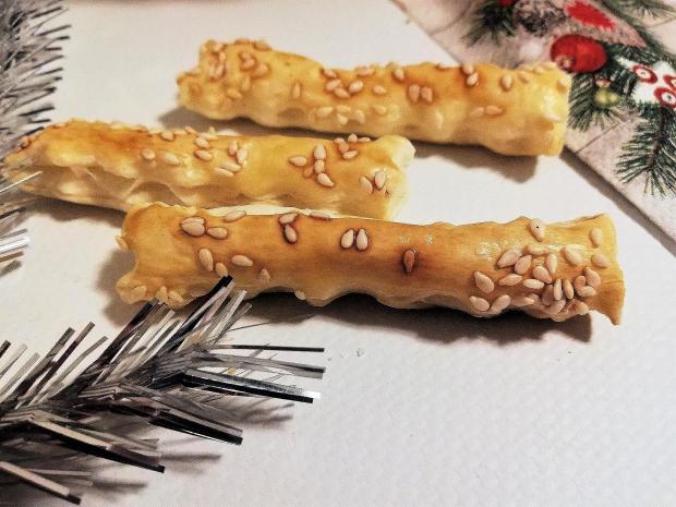 Slané sezamové tyčinky, Recepty na slané pečivo a koláče, sedita321321