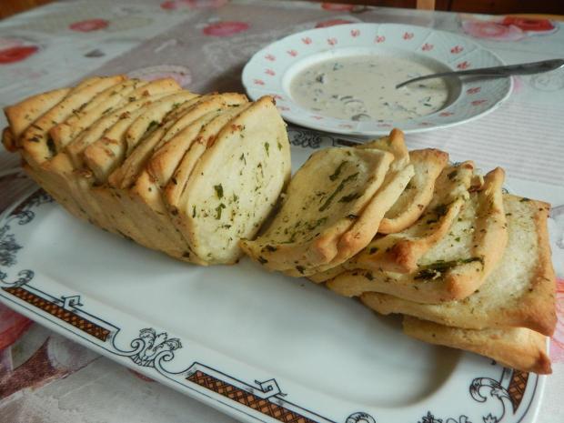 Cesnakový trhací chlebík, Recepty na slané pečivo a koláče, verika92