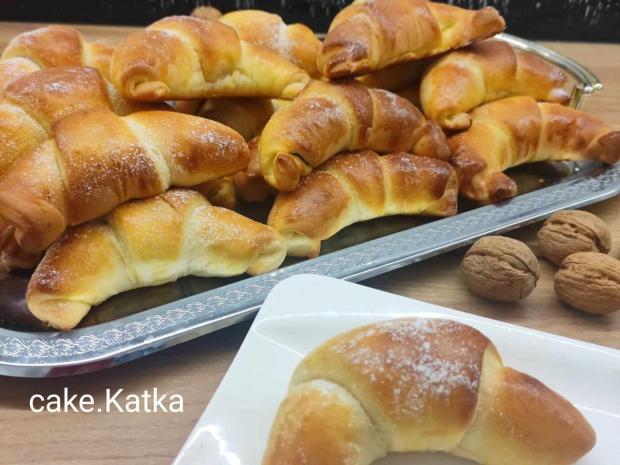 Svätomartinské kysnuté rožky, Recepty na koláče, katarinalucanova