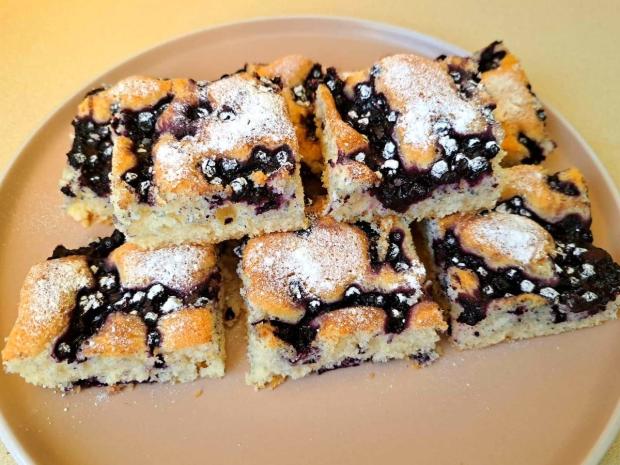 Tradičná bublanina s čučoriedkami, Recepty na koláče, aramana