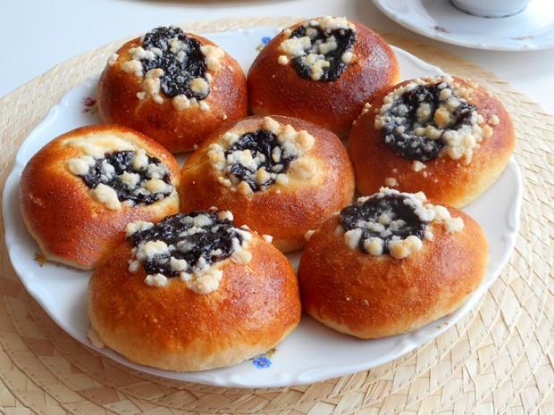 Moravské koláče plnené tvarohom a lekvárom, Recepty na koláče, LiViera