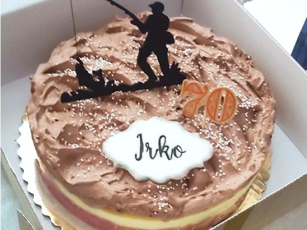 Nepečená pudingovo-jablková torta, Recepty na nepečené zákusky, Andrea Gáfriková