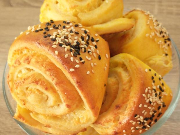 Syrovo-cesnakové slimáky , Recepty na slané pečivo a koláče, Zuzanka 311