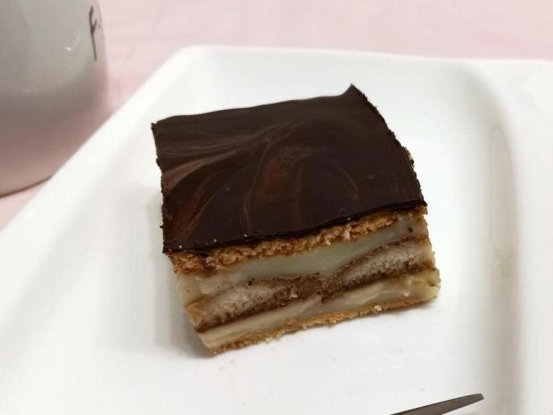 Nepečené kávové rezy s banánom, Recepty na nepečené zákusky, Jaroslava Ivaničová