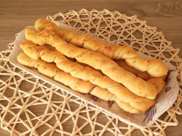 Cesnakové štangle, Recepty na slané pečivo a koláče, Zuzanka 311