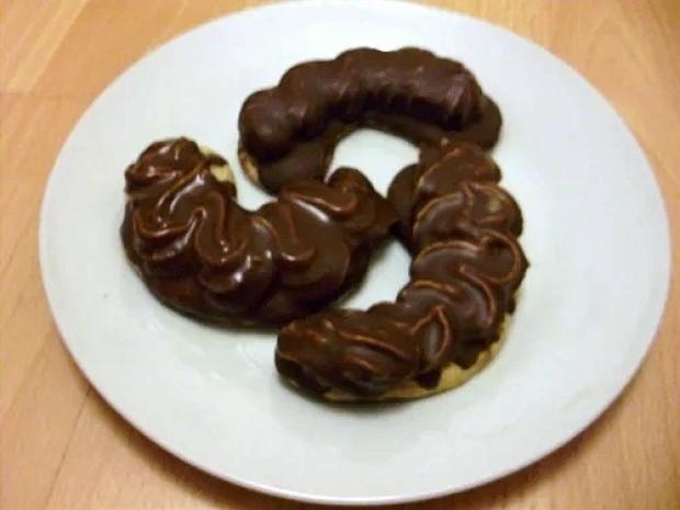 Orechové rožky s karamelovým krémom, Recepty na drobné pečivo, Pzuzana