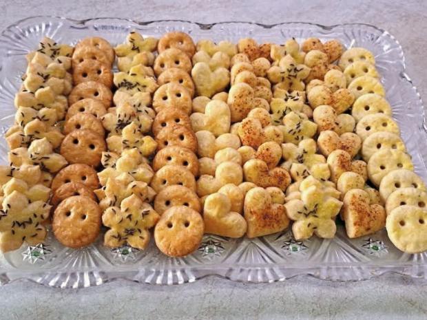 Slané syrové krekry, Recepty na slané pečivo a koláče, evicka