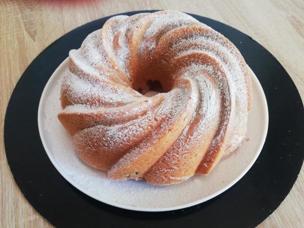 Vláčna olejová mramorovaná bábovka , Recepty na koláče, sedita321321