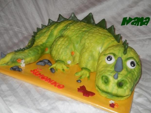 Dinosaurus - 3D, návod, Postup na 3D torty, Ivana111111
