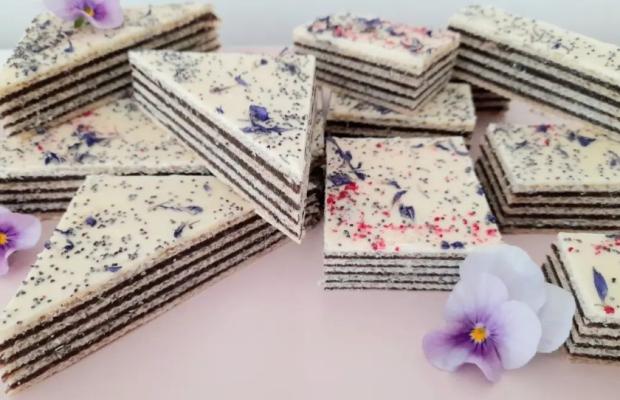 Makové grilážové rezy, Recepty na nepečené zákusky, littlesweets