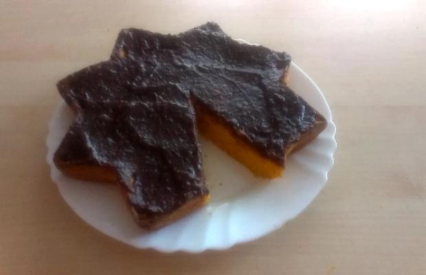 Bezlepkový hokkaido koláčik s čokoládovou polevou, Beusiq